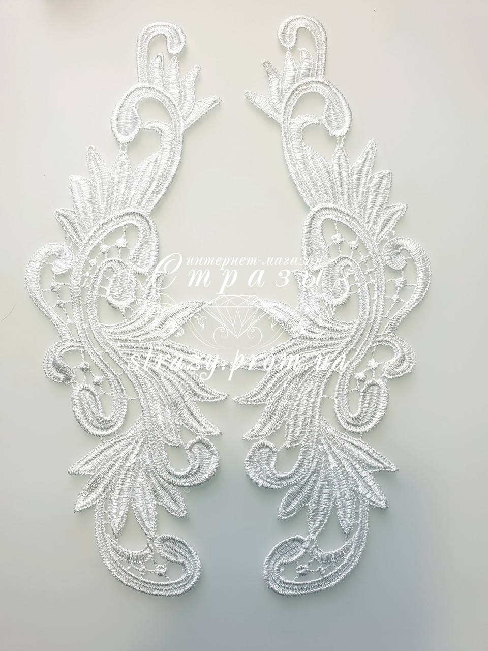 

Лейсы WHITE 28*9см, 1 пара, Белый