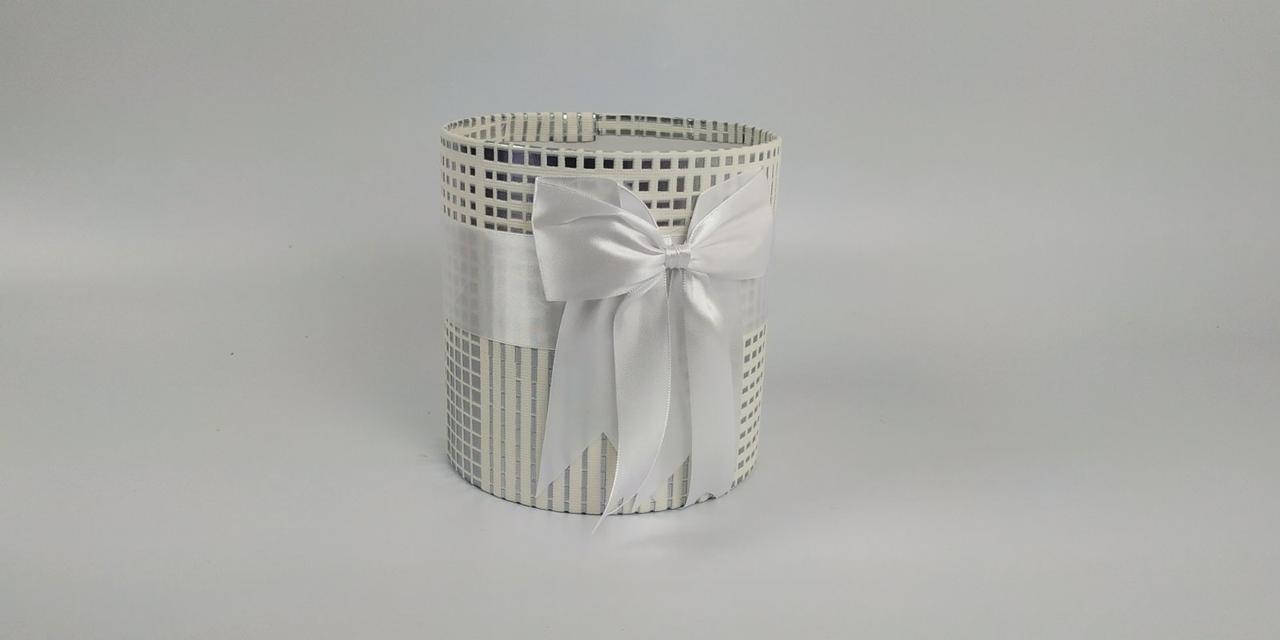 

Тубус для цветов без крышки с бантом диаметр 16 см