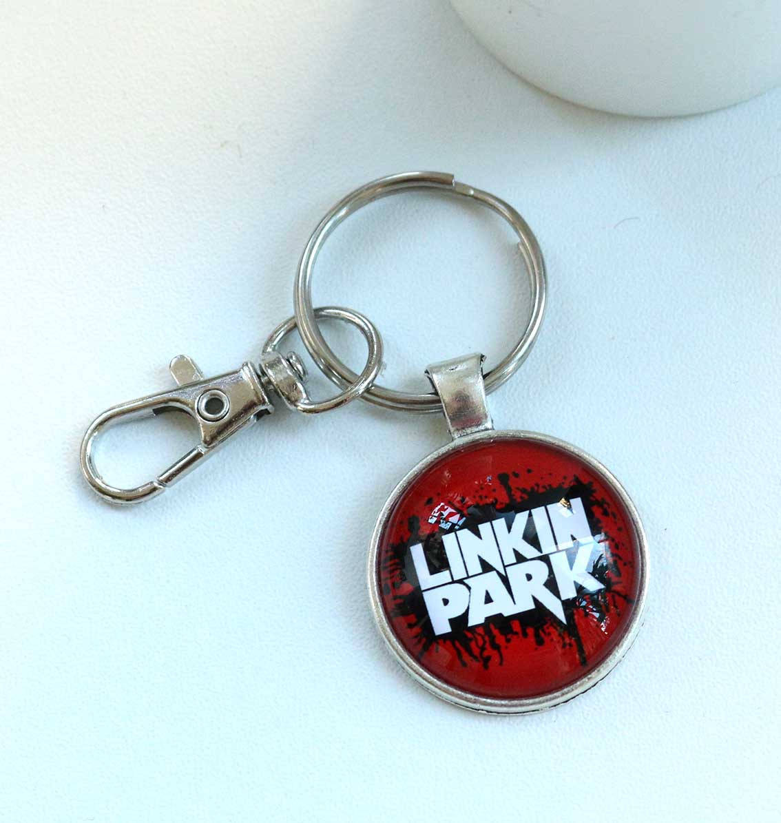 

Брелок Линкин Парк "Red Mood" / Linkin Park