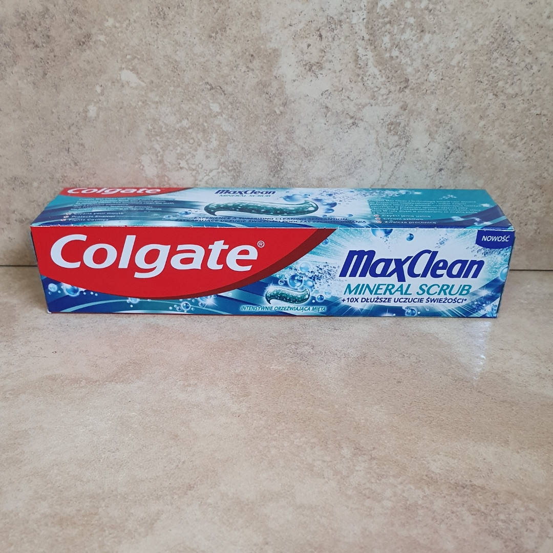 

Зубная паста Colgate Max Clean MINERAL SCRUB 100ml