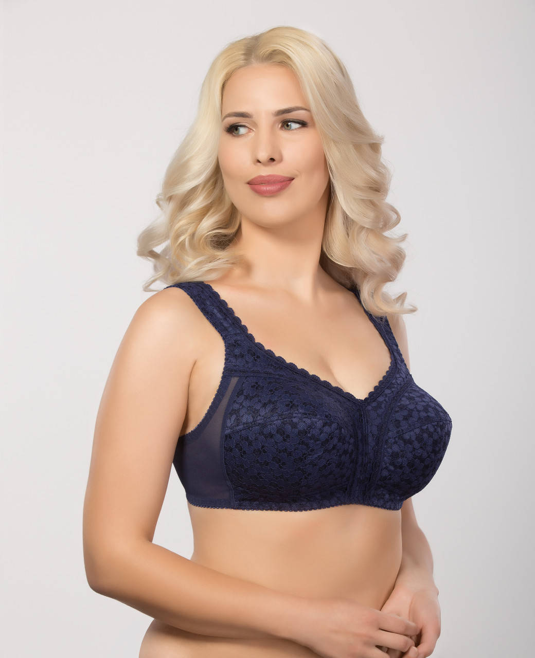 

Бюстгальтер без косточек с широкой бретелью модель 215 Синий, 100F