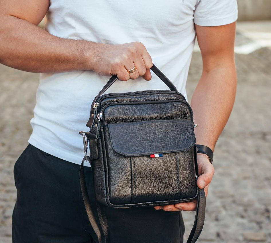 

Мужская кожаная сумка Keizer K16013-black, Черный