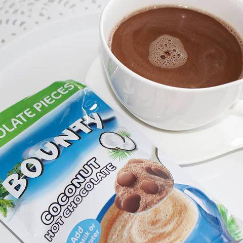 

Bounty coconut hot chocolate