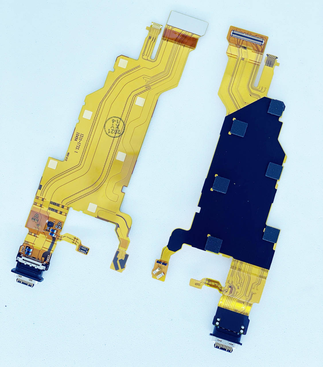 

Шлейф для Sony H8166 Xperia XZ2 Premium, с разъемом зарядки, оригинал (Китай)