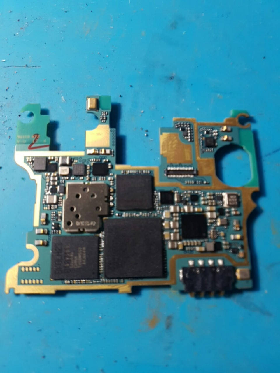 

Системная плата Samsung I9295 Galaxy S4 Active Urban