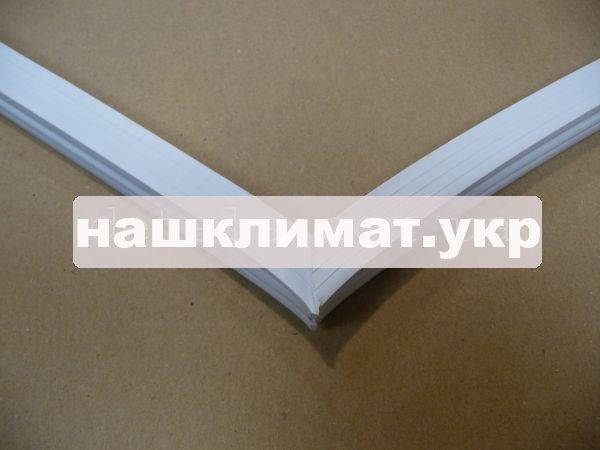 

Уплотнитель (резина) двери для холодильника Норд 241 1005x545 мм
