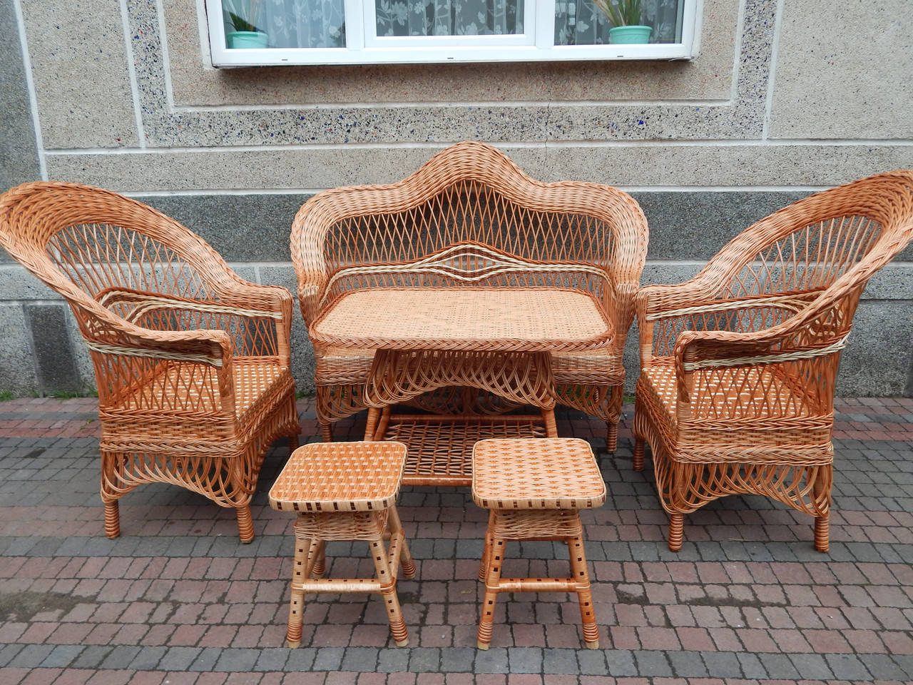 

Набор мебели из лозы