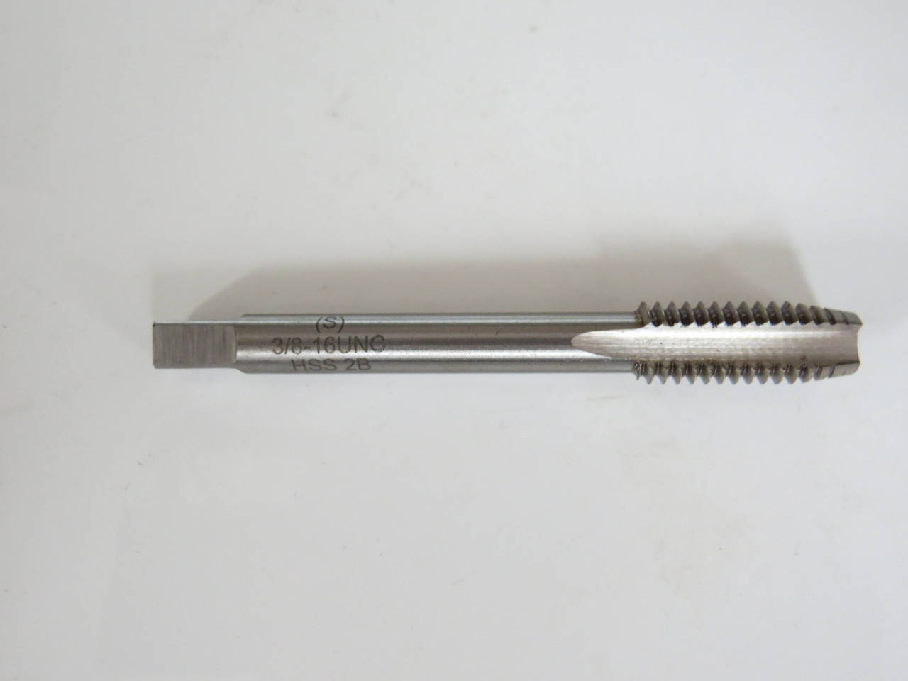 

Метчик дюймовый UNC 1/4" 20 нитей 9ХС ГОСТ 7250-60