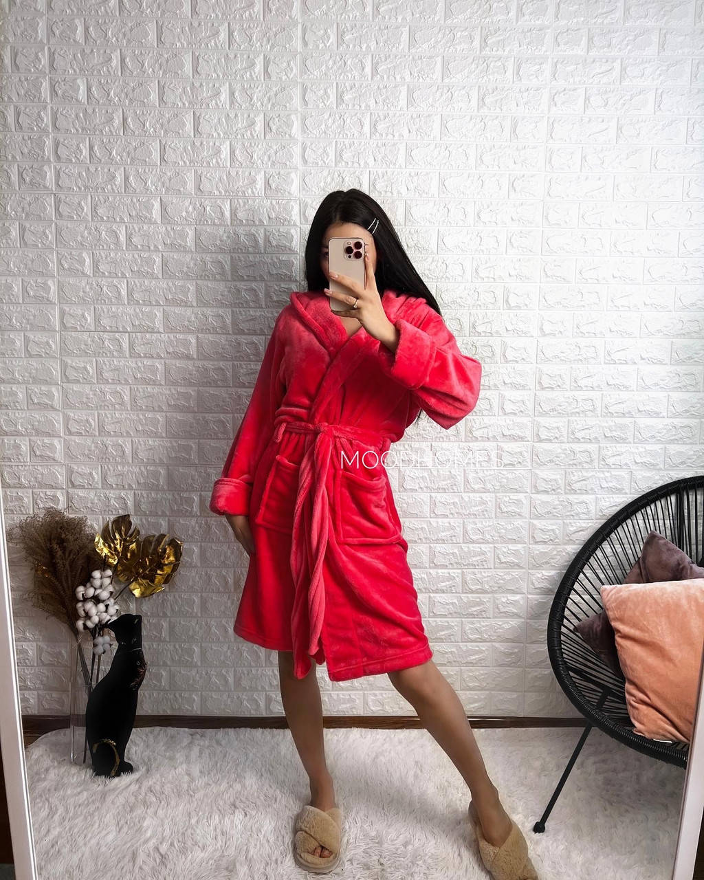 

Халат женский плюшевый короткий