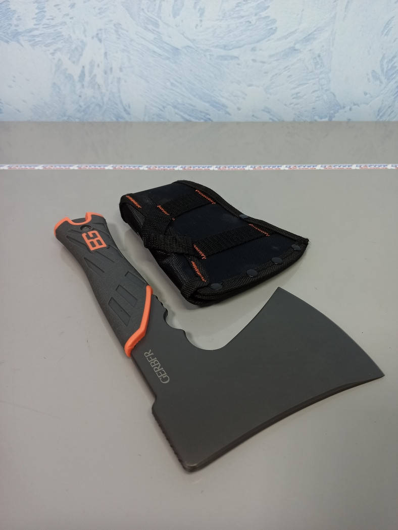 

Топор туристический Gerber, 22,5см, чехол
