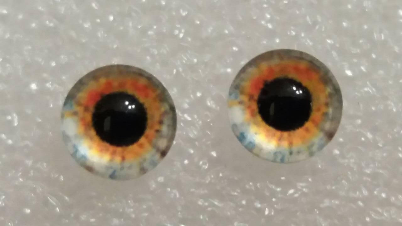 

Глаза, стекло. Клеевые. Диаметр 8 - 12 мм