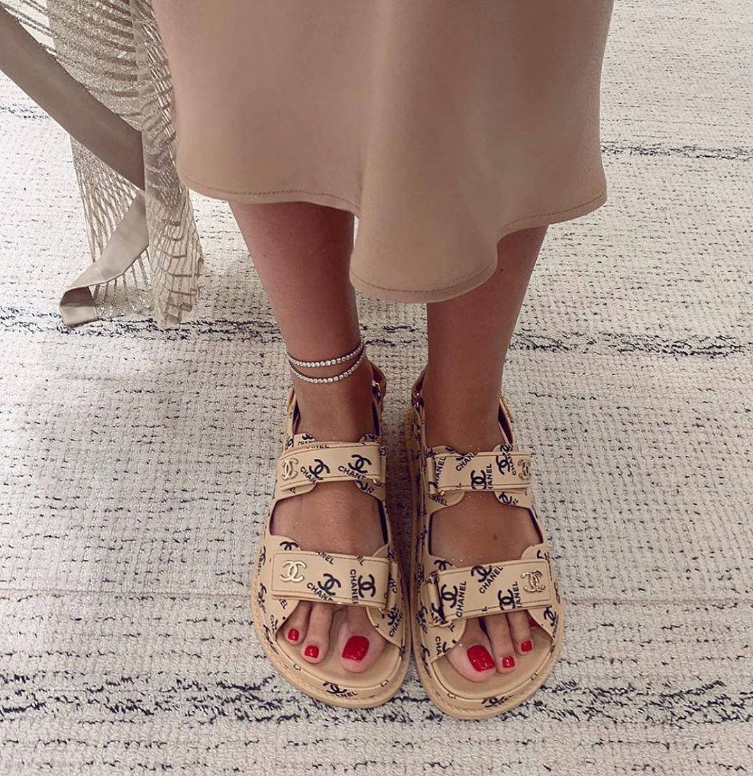 

Женские сандали Chanel Dad Sandals в стиле босоножки Шанель БЕЖЕВЫЕ 36, Сандалии