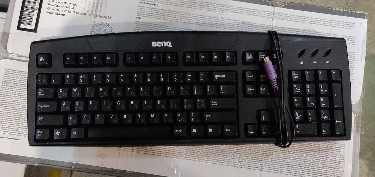 

Брендовая клавиатура Benq I100-P PS/2 № 210111