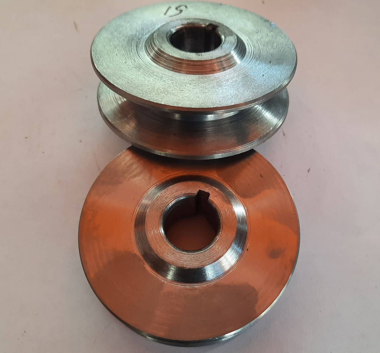 

Шкив ремня ведущий 1 ручей (посадочный Ø19мм наружный Ø78 мм) профиль Б