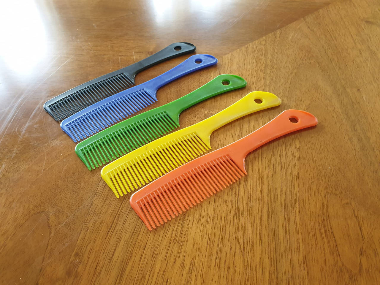 

Расческа с ручкой для волос