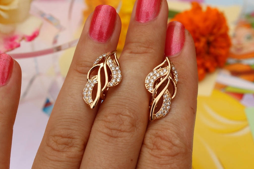 

Серьги Xuping Jewelry цвет акации с камешками 2.8 см золотистые