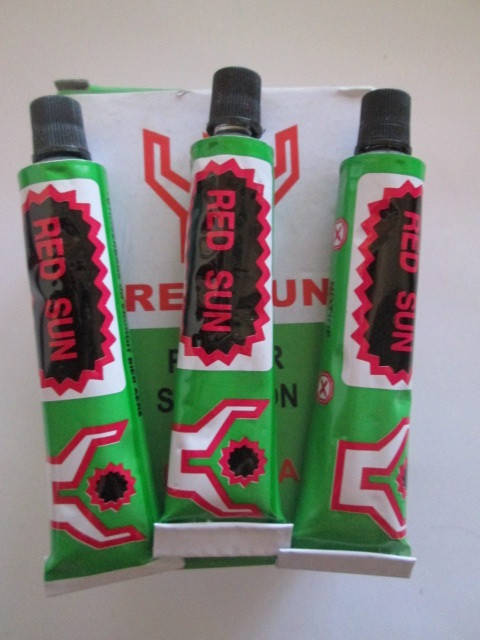 

Клей для латок 20 гр в тубе "Red Sun" (в упак. 12 шт.)