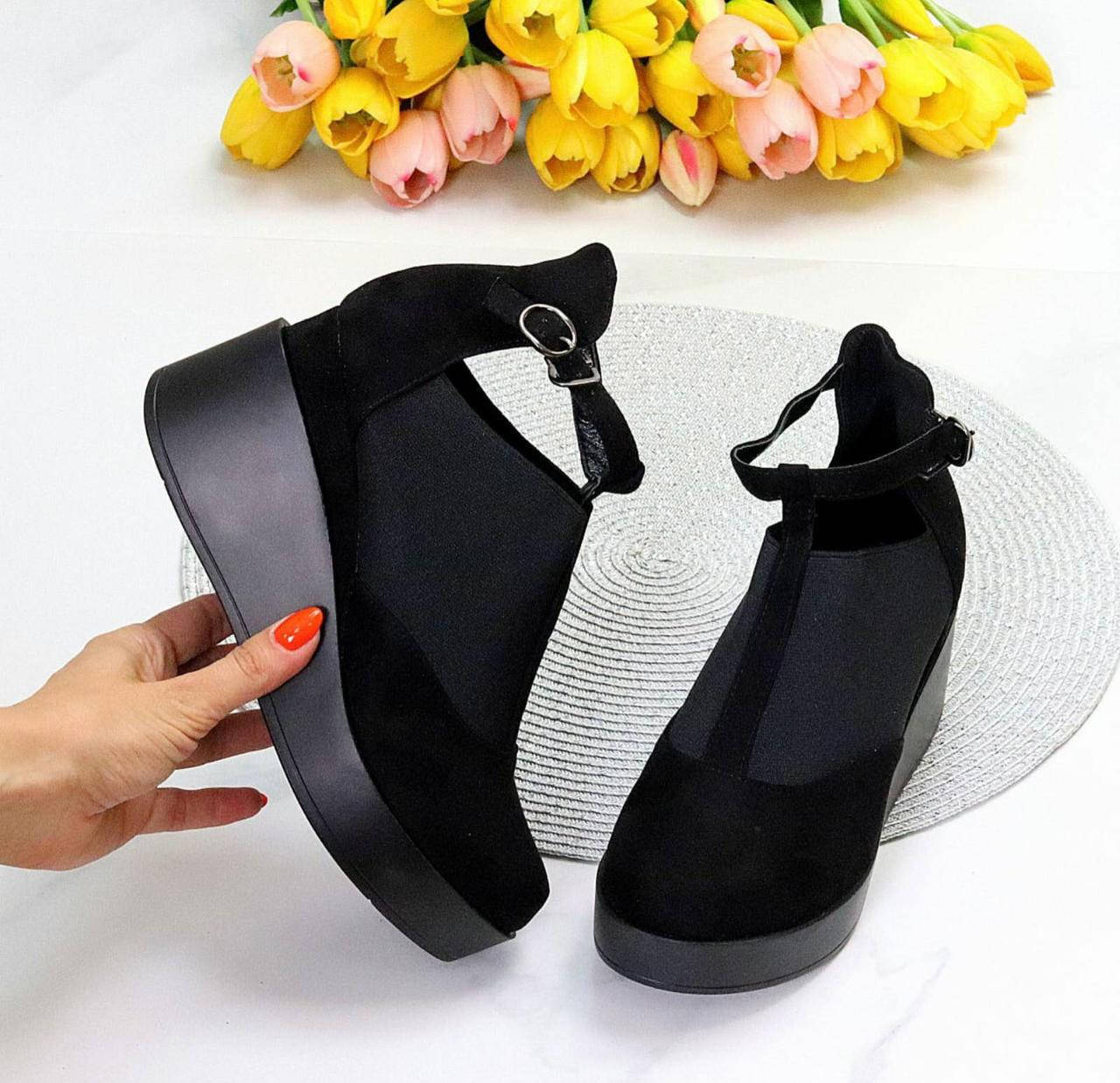 

Ботильоны на платформе черные женские с резинкой демисезонные эко замша b-516, Черный