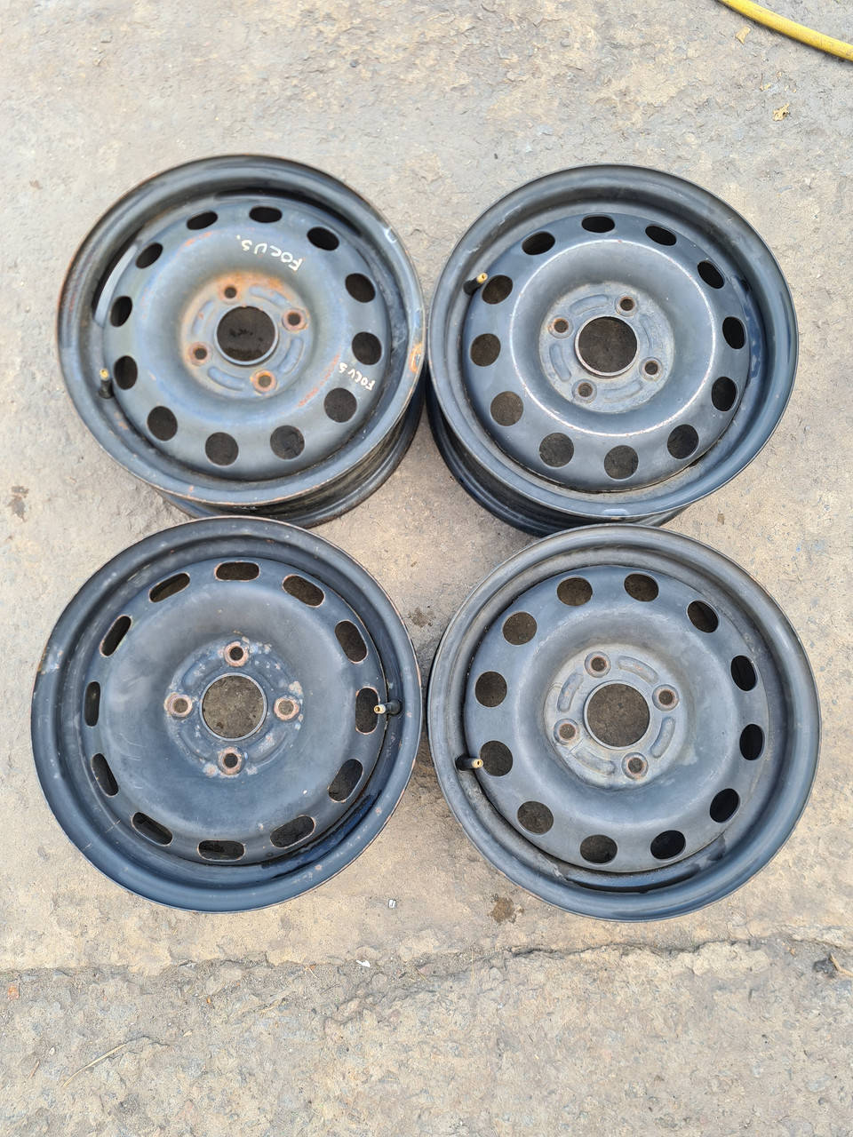 

Диски 4/108 r14 Ford