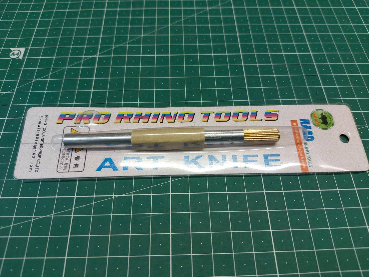 

Нож-скальпель 120 мм. RHINO TOOLS 984