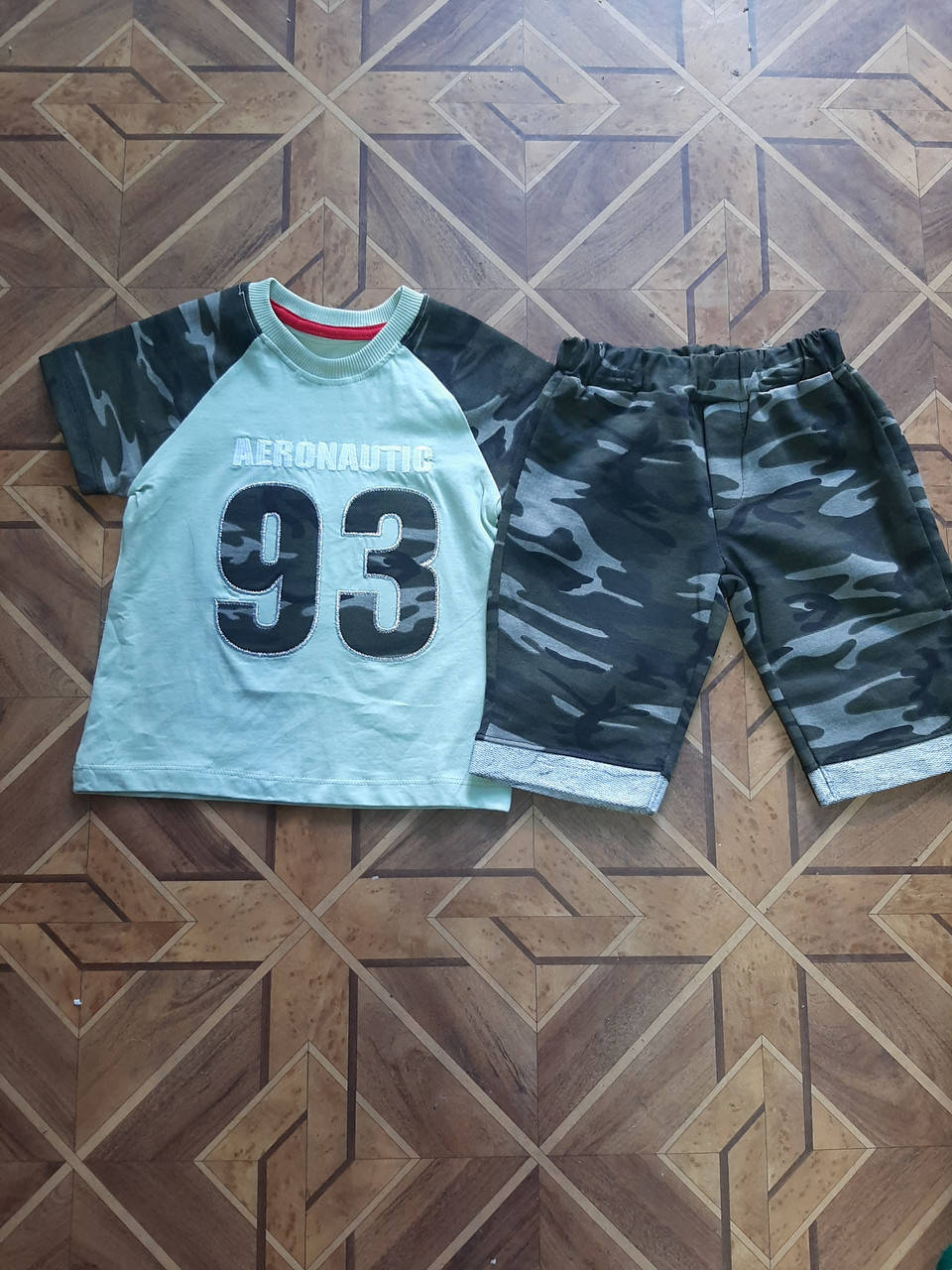 

Детский комплект камуфляжный зеленый футболка и шорты для мальчиков 3- 4 лет Турция хлопок