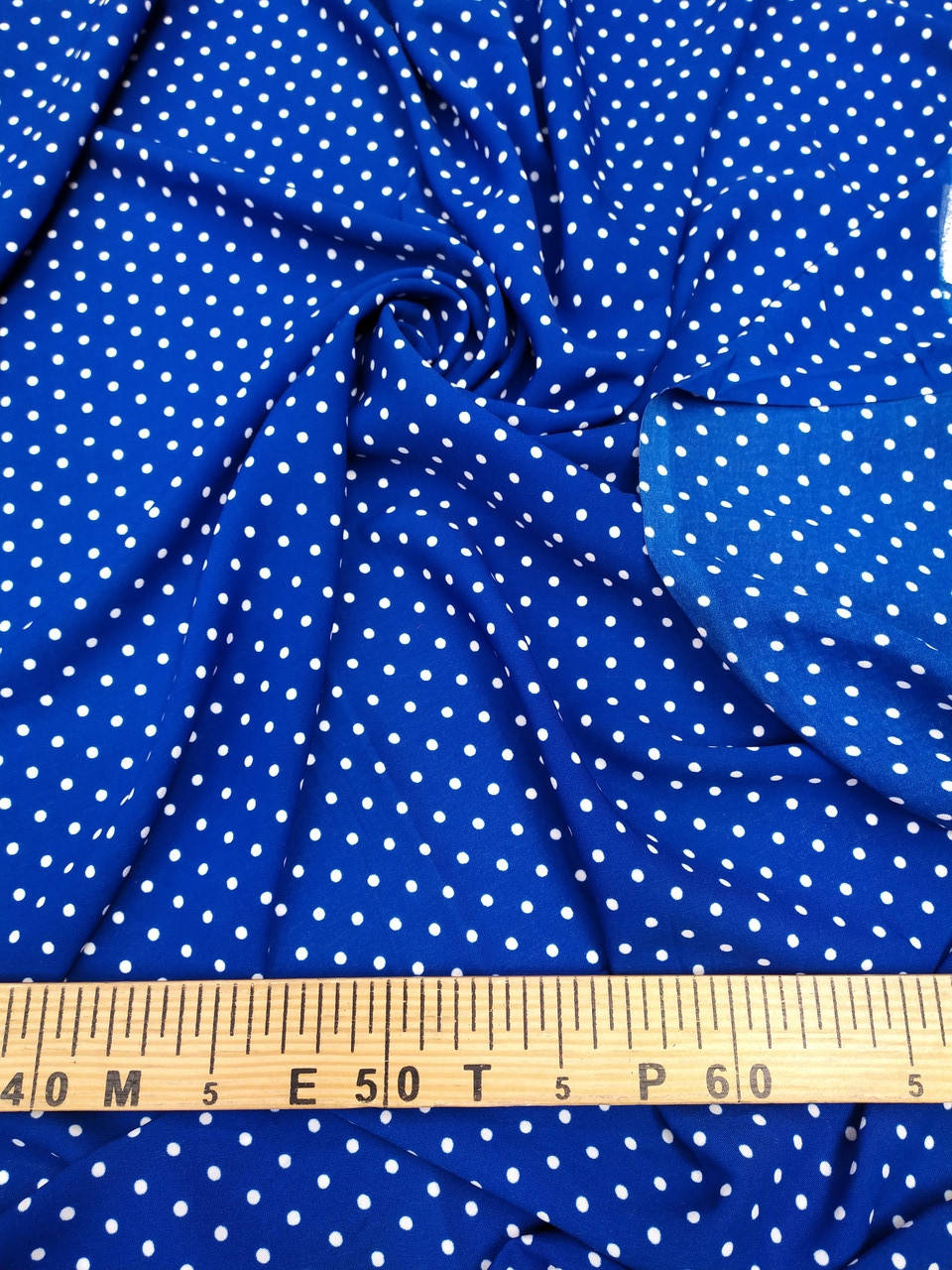 

Вискоза Синий в мелкий белый горох