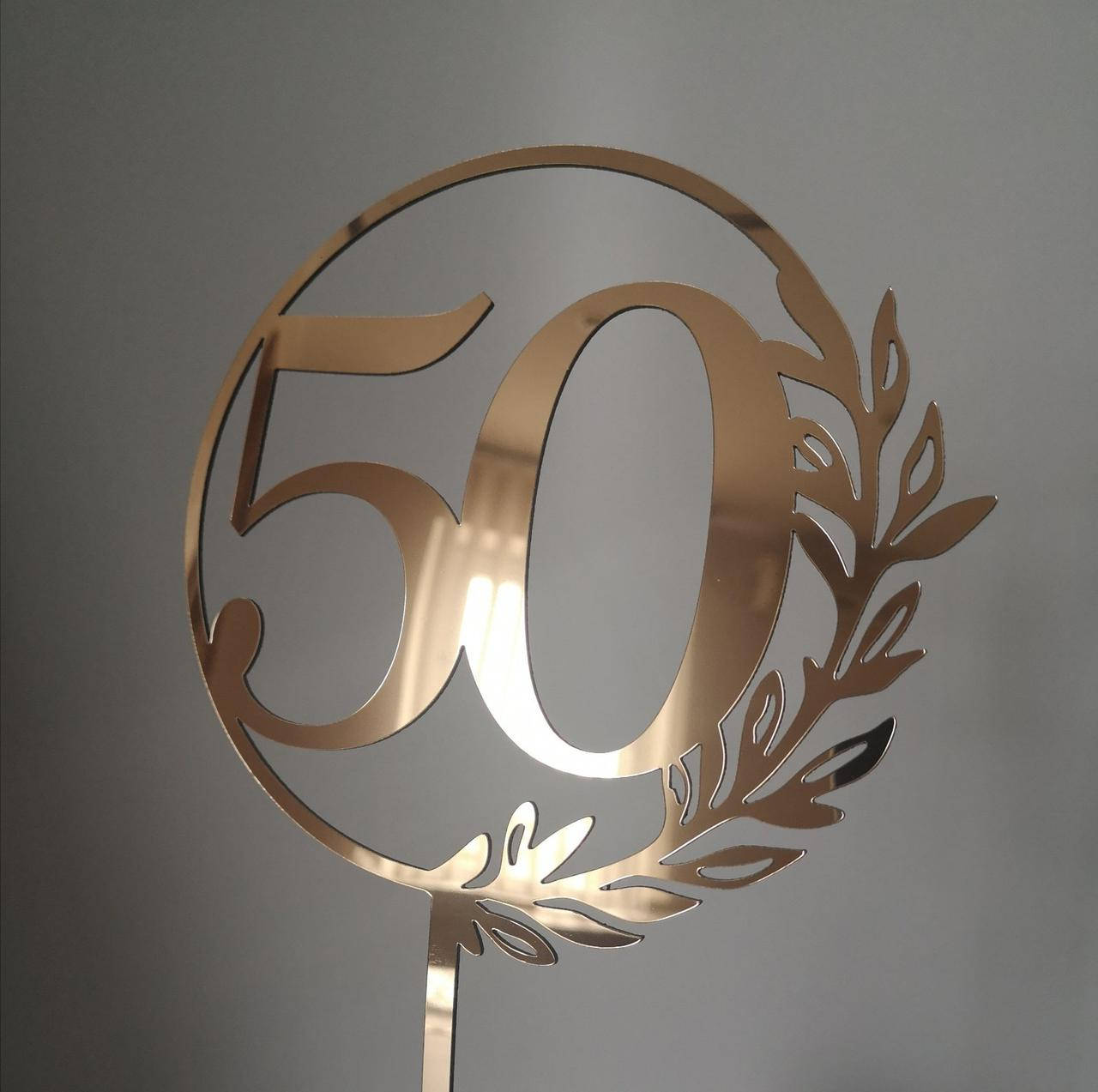 

Топпер в торт зеркальный пластик цифра50