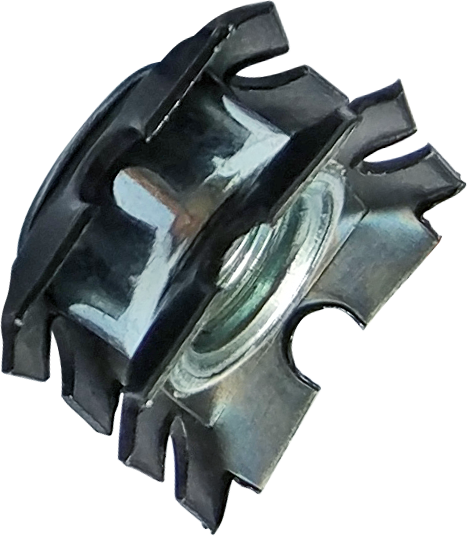 

Гайка М6 д/квадр. труб d16.7-18.1мм забивная корончатая. Гайка для квадратной трубы, забивная, корончатая