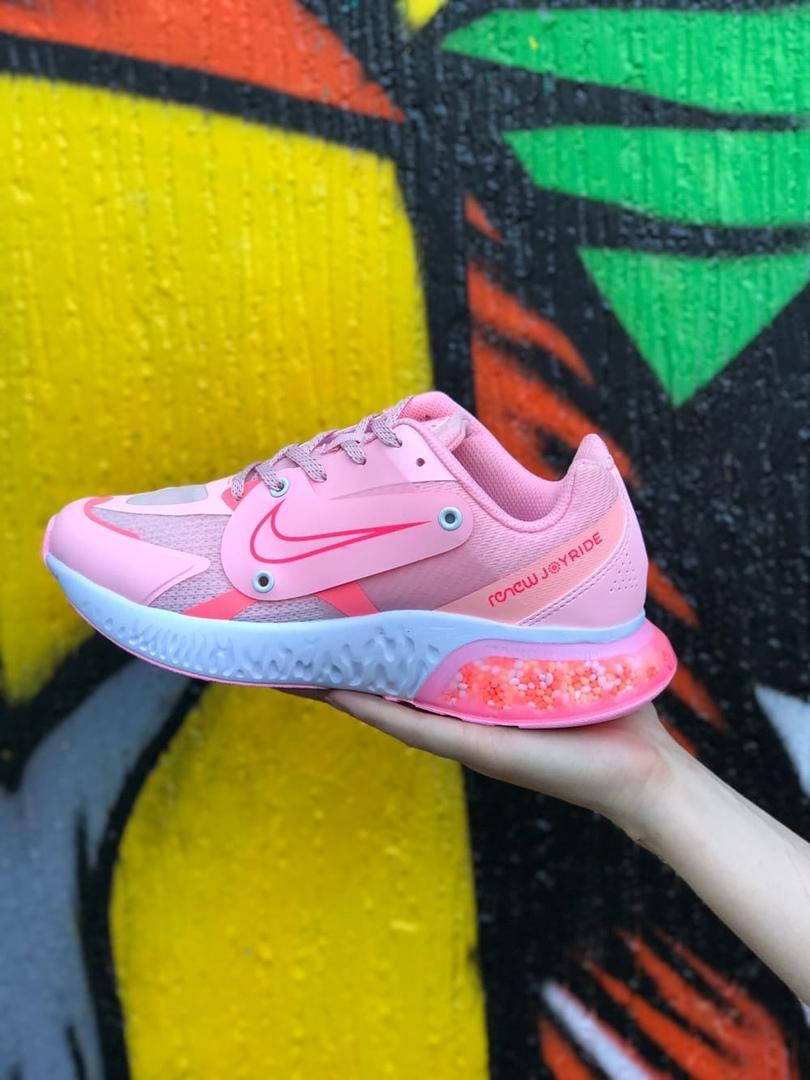 

Nike Joyride RUN Pink