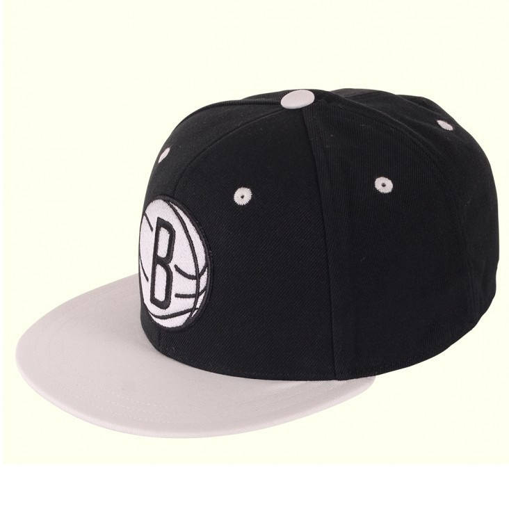 

Кепка adidas Originals NBA FITTED NETS F77539 (черная с белым, снепбек, прямой козырек, логотип нетс, адидас), Черный