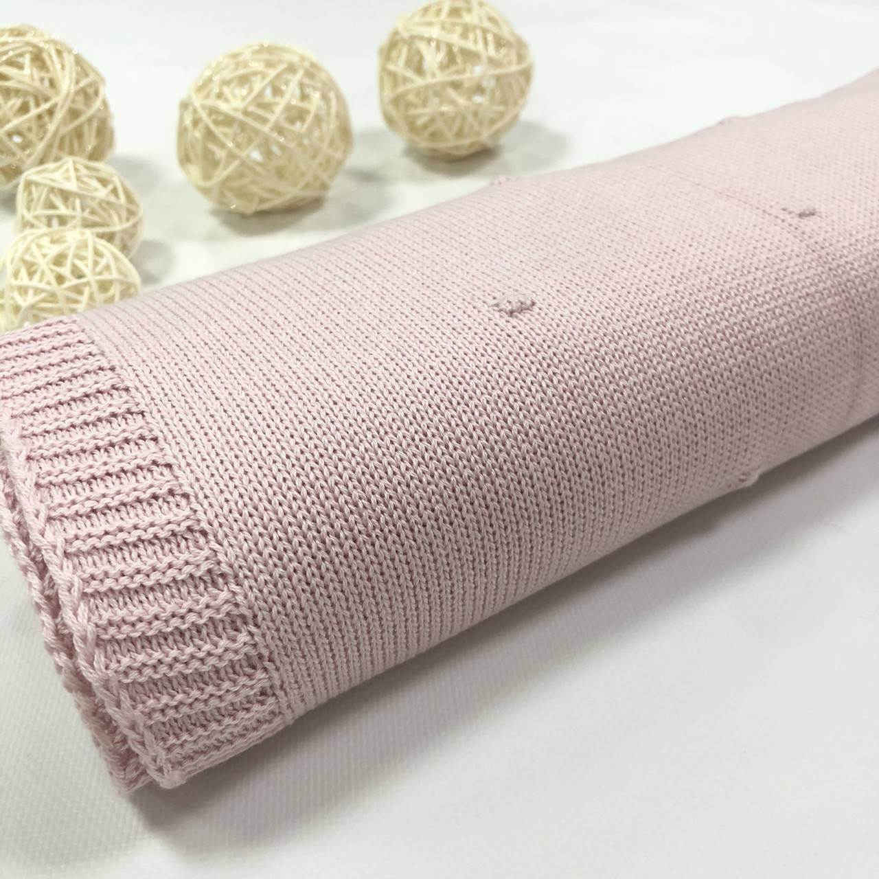 

Плед вязанный "точка" цвет розовый 90*70 см (100% хлопок)