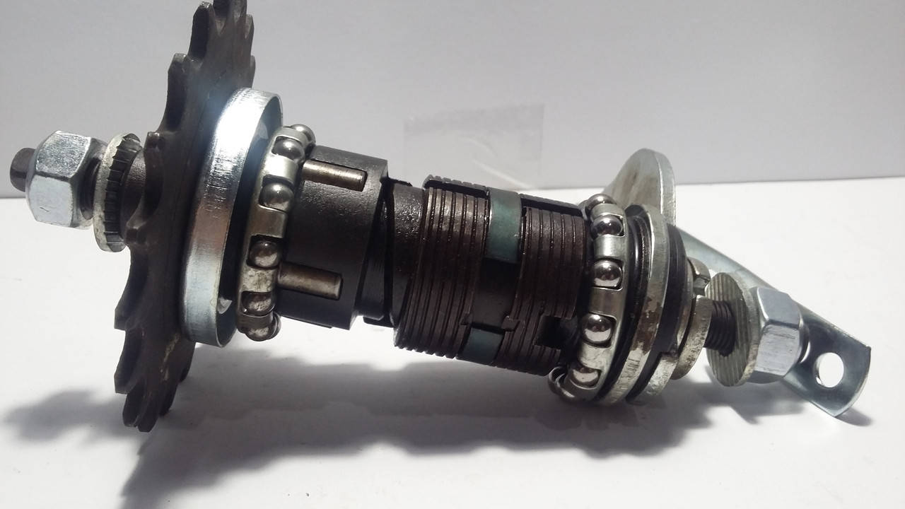 

Втулка задняя