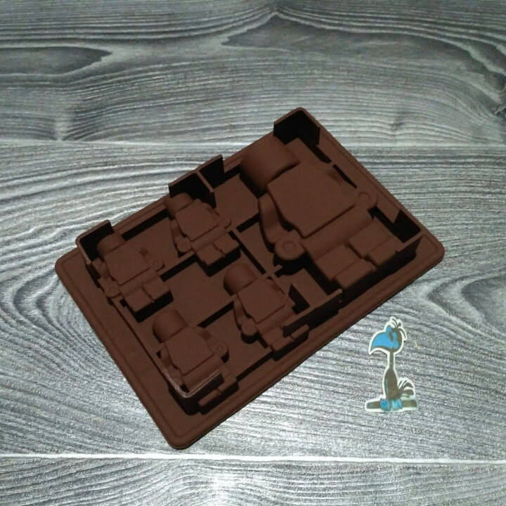 

Форма силиконовая для конфет Лего человечки 2, Разные цвета