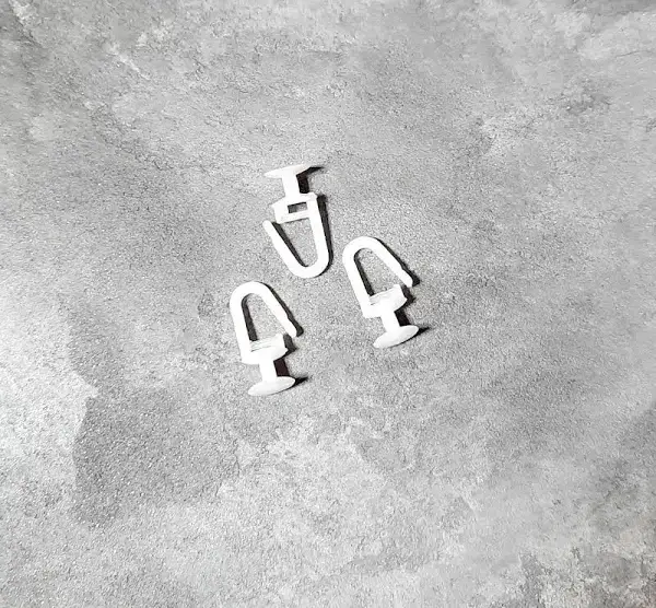 

Гачки до тасьми