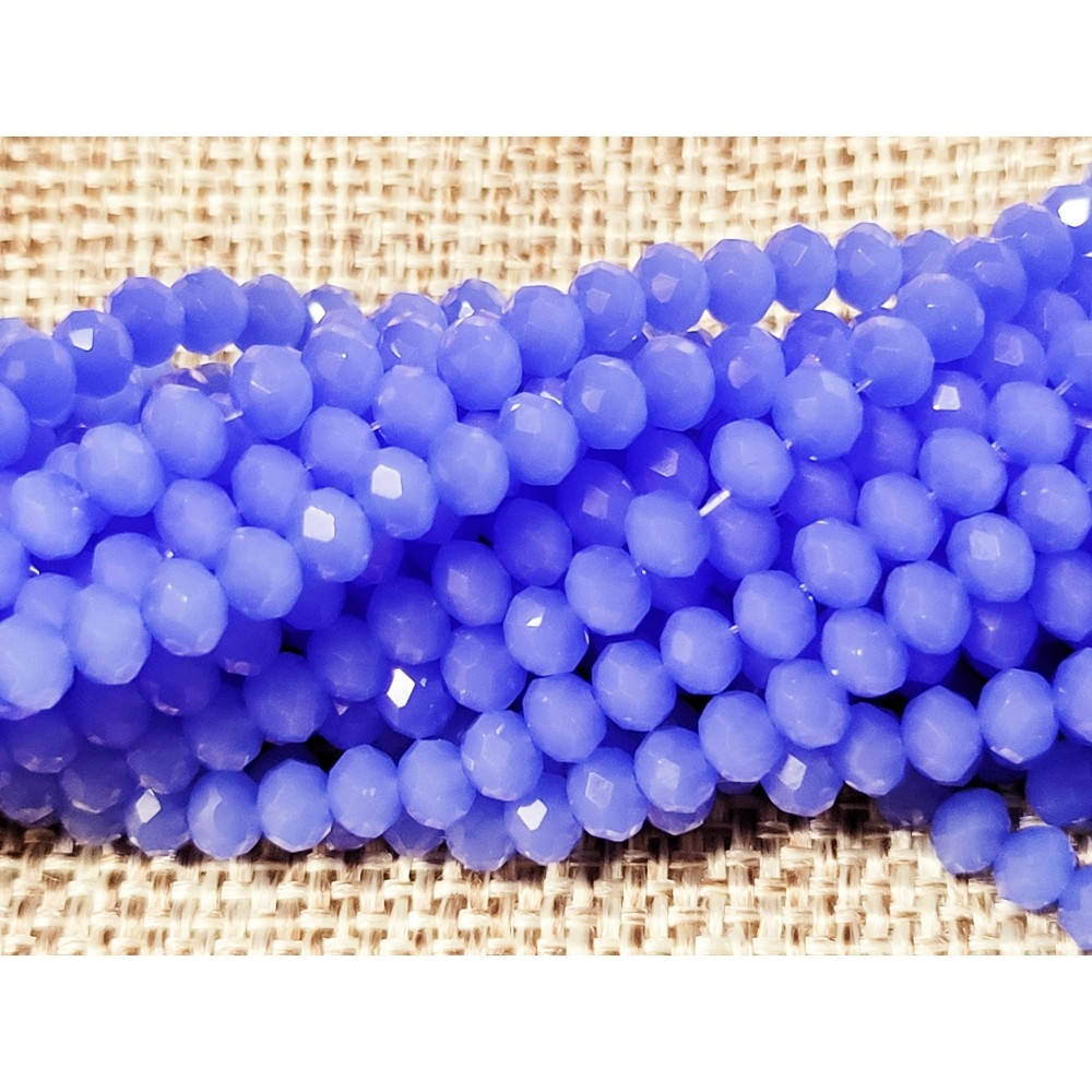 

Хрустальные бусины(рондель). Размер 4 мм. В упаковке прим.140 шт. цвет - светло-синий матово-прозрачный