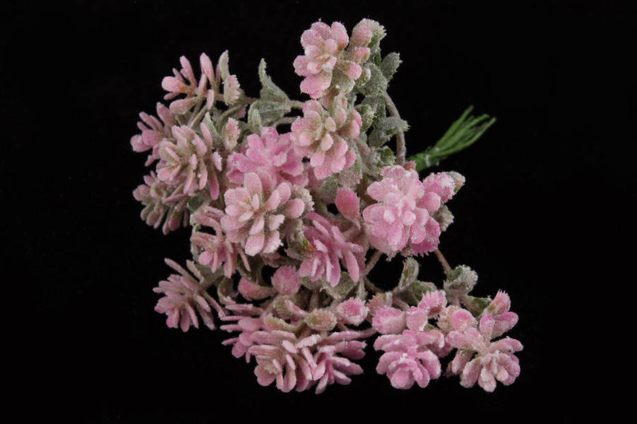 

Букет зелени искусственный розовый