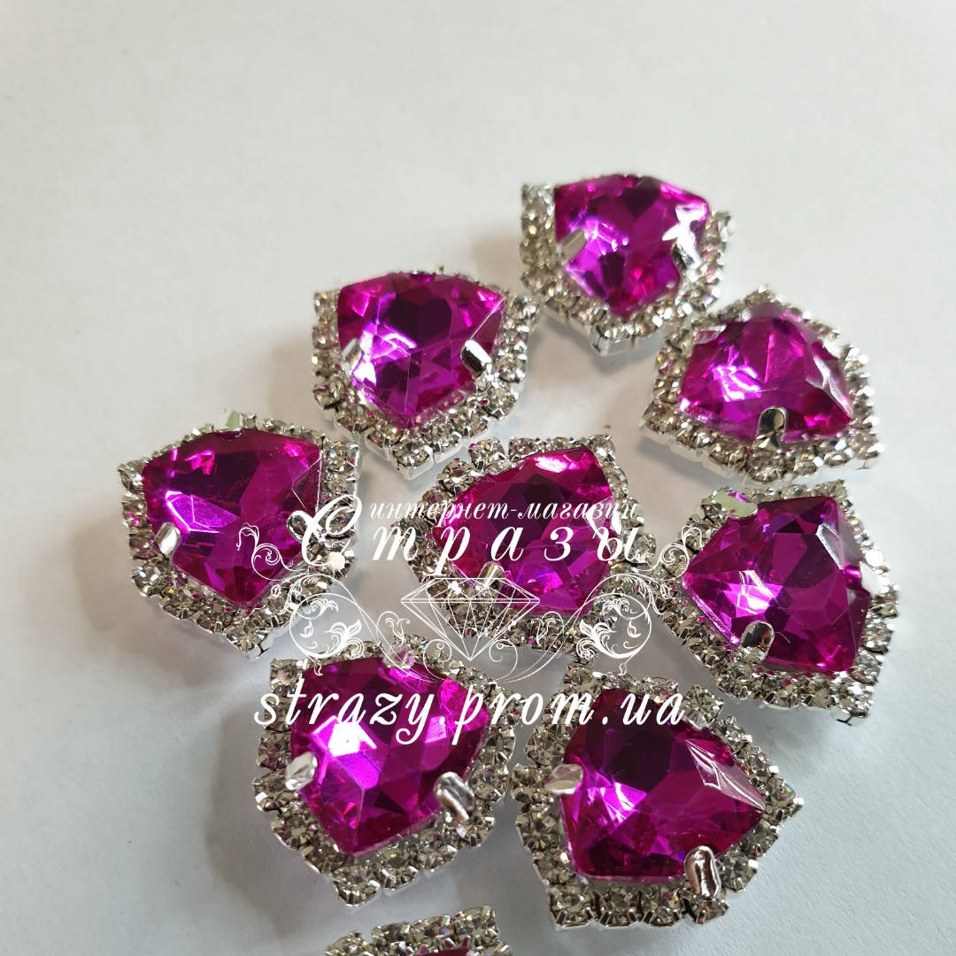 

Triangle 16*16mm Fuchsia в цапах