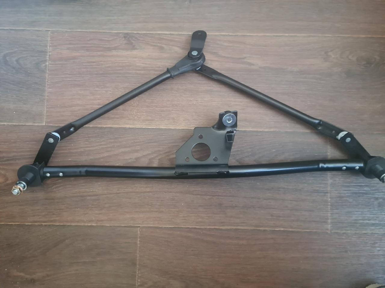 

Трапеция стеклоочистителя на Дэу Нексия