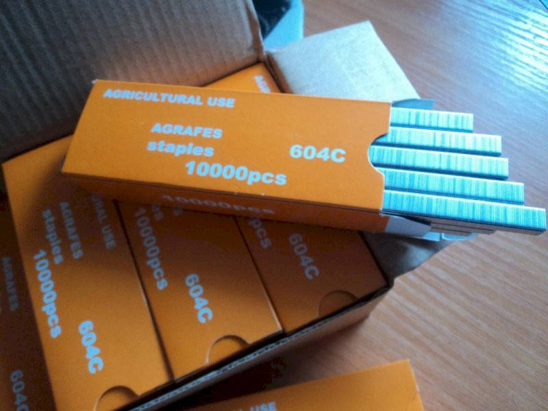 

Скобы для степлера Tapener Max 10 000 шт