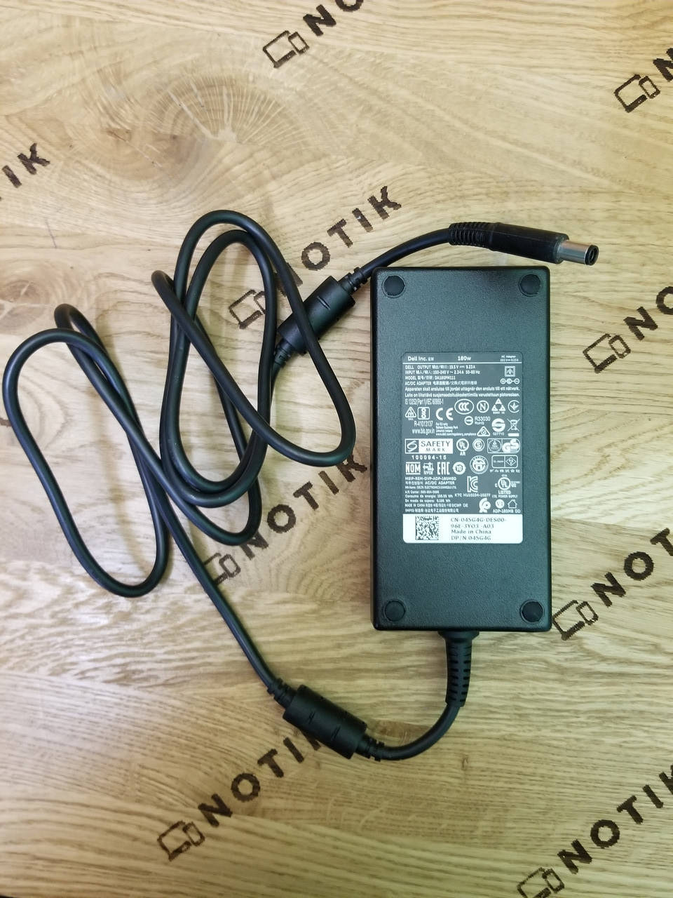 

Блок питания для ноутбука DELL DA180PM111 180W 19.5V 9.23A ОРИГИНАЛ