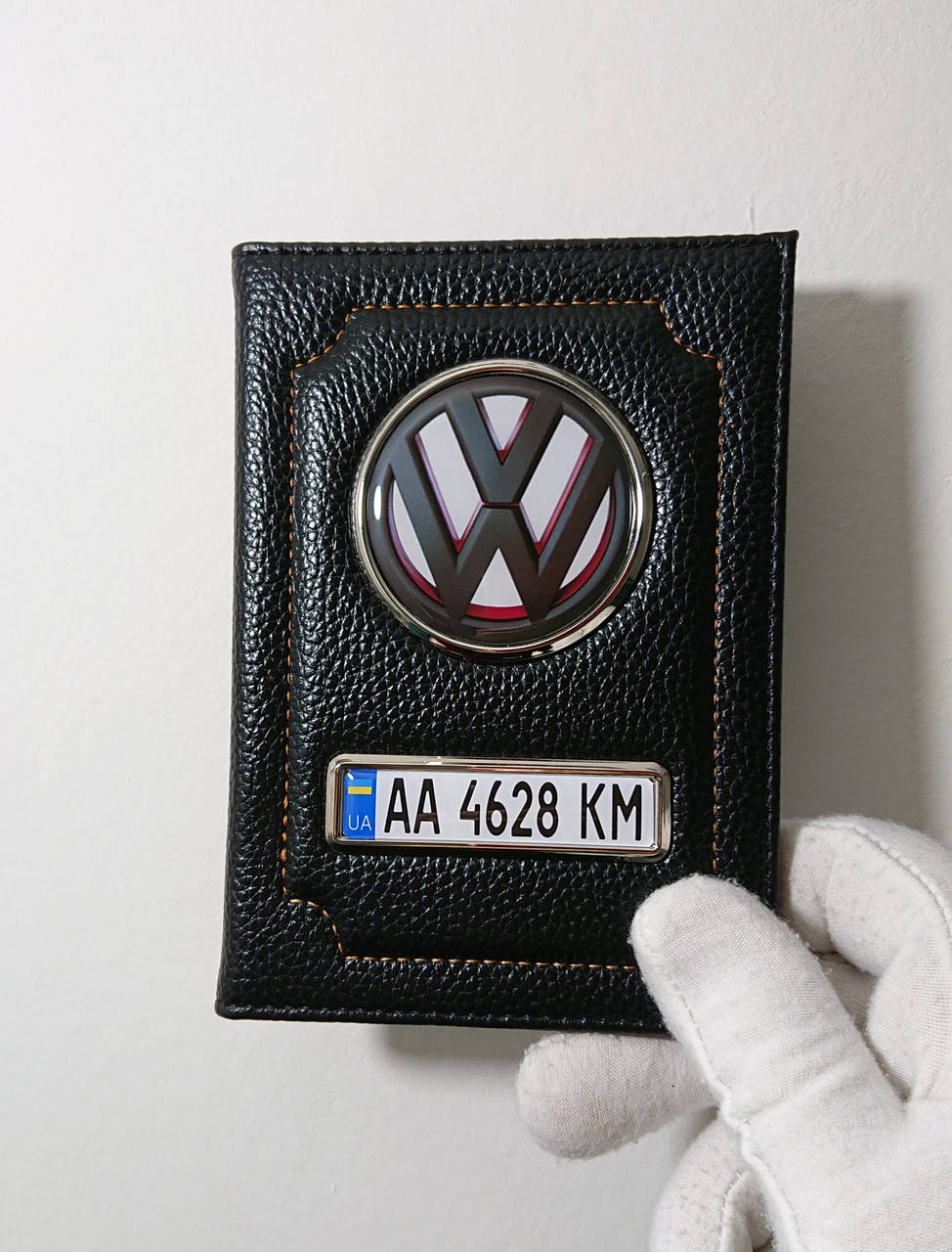 

Обложка для автодокументов Volkswagen, Черный