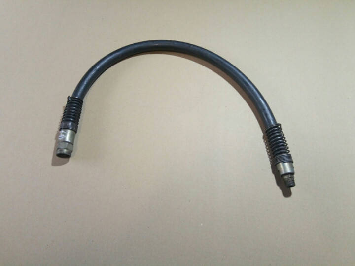 

Шланг тормозной КрАЗ L=800 мм моста промежуточного (г-ш) 250-3506086