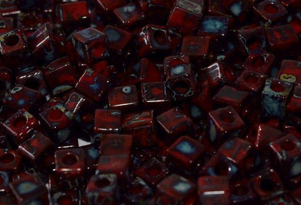 

Miyuki Square Beads 4 мм SB4513 Picasso Opaque Red Garnet