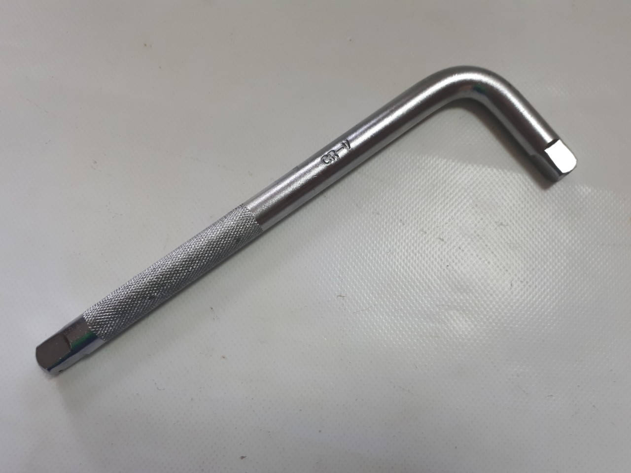 

Вороток Г-образный 1/2"DR 250мм двухсторонний KS-1450 d-16mm