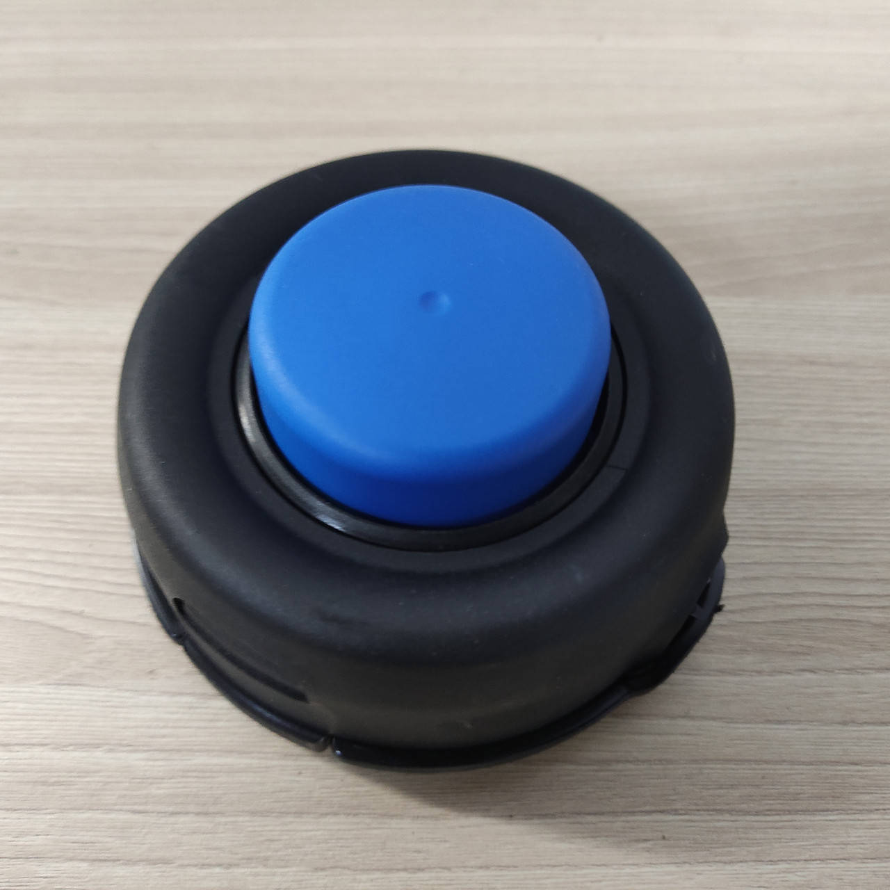 

Косильная головка для мотокосы Husqvarna.M10*1.25 большая