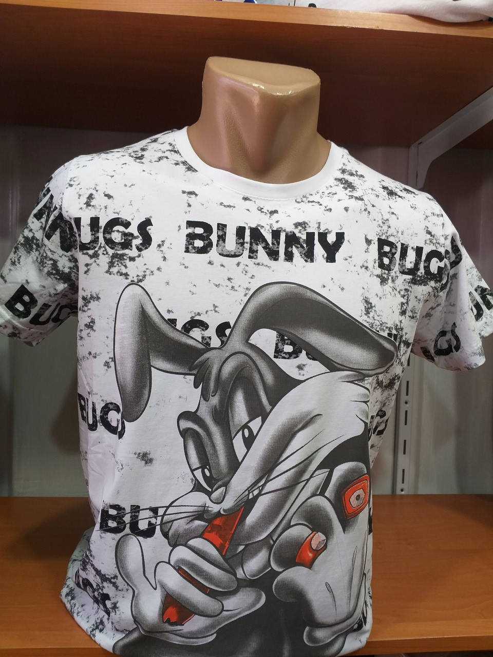 

Футболка мужская белая с зайцем