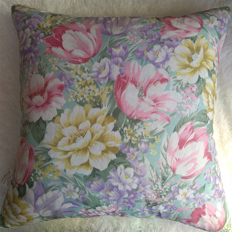 

Подушка перьевая 70*70 пух 30 % гусиное перо 70%, Разные цвета