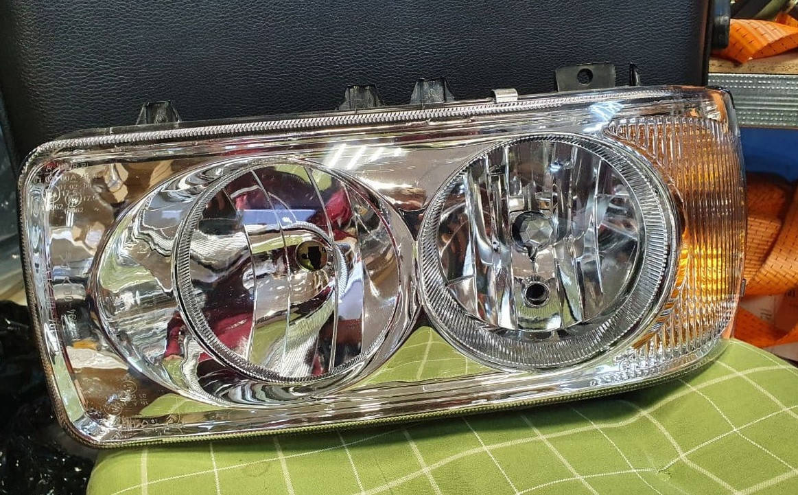 

Фара DAF XF105 CF LF передняя фара ДАФ ХФ105 ЦФ ЛФ V2