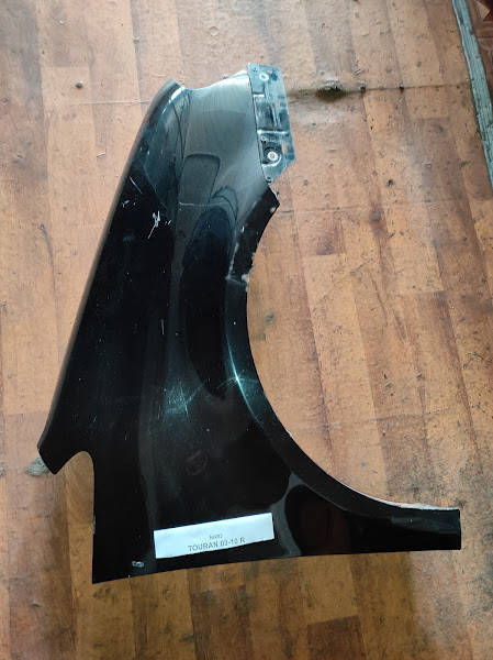 

№283 Крило переднє праве 1T0821022A для VW Touran 2003-2010