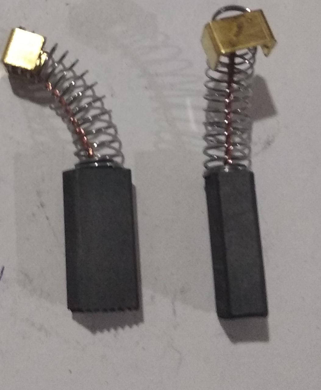 

Графитовая щетка - 5x 8х 18 мм (2 шт.) 202345